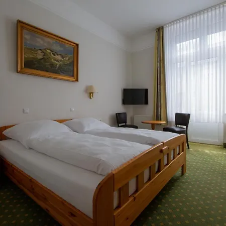 Logierhaus Extra Pensión 3*